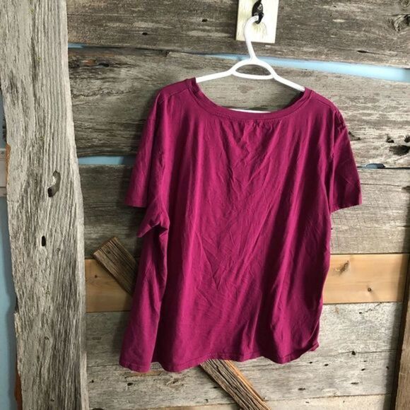 PLUS Size 4XL Burgundy Graphic Print T-shirt - Picture 4 of 5